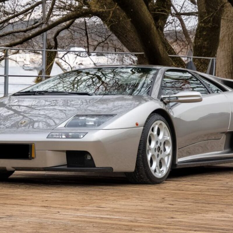 ランボルギーニ ディアブロ 6.0 V12 VT 「最終年式（ファイナルイヤー）」 2001 21,859km