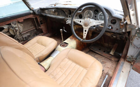 アストン・マーティン DB5 1965