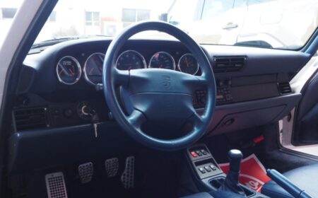 Porsche 911 (Type 993) Carrera 4S 1996 60,000km