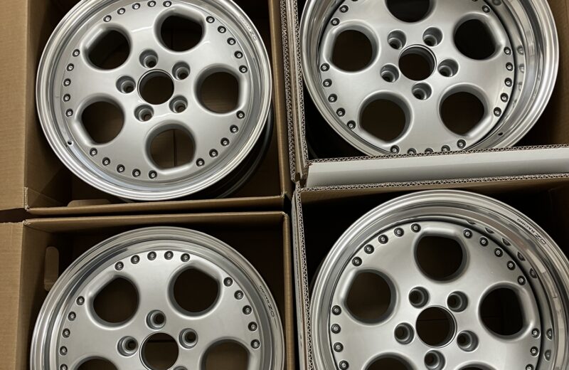 Lamborghini Diablo Roadster 17 inches Wheels