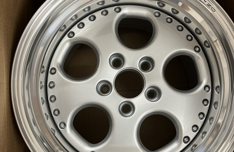 Lamborghini Diablo Roadster 17 inches Wheels