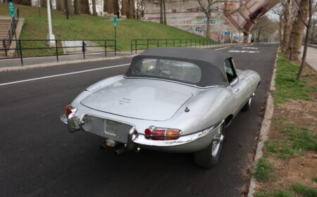 ジャガー Eタイプ シリーズ1 4.2L ロードスター 1966