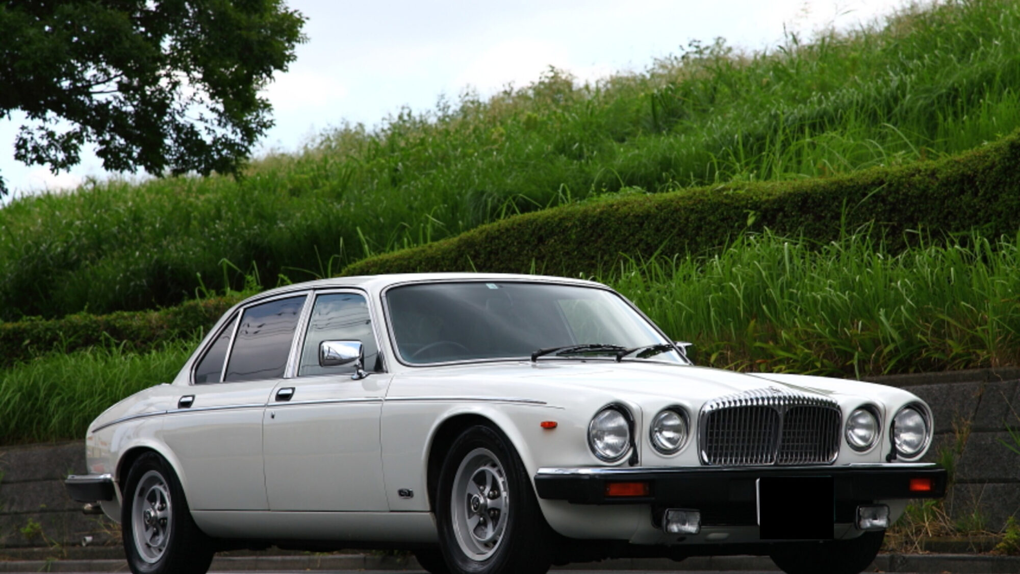 Daimler Double Six 1990 72,000km
