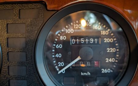 Daimler Double Six 1992 15,000km