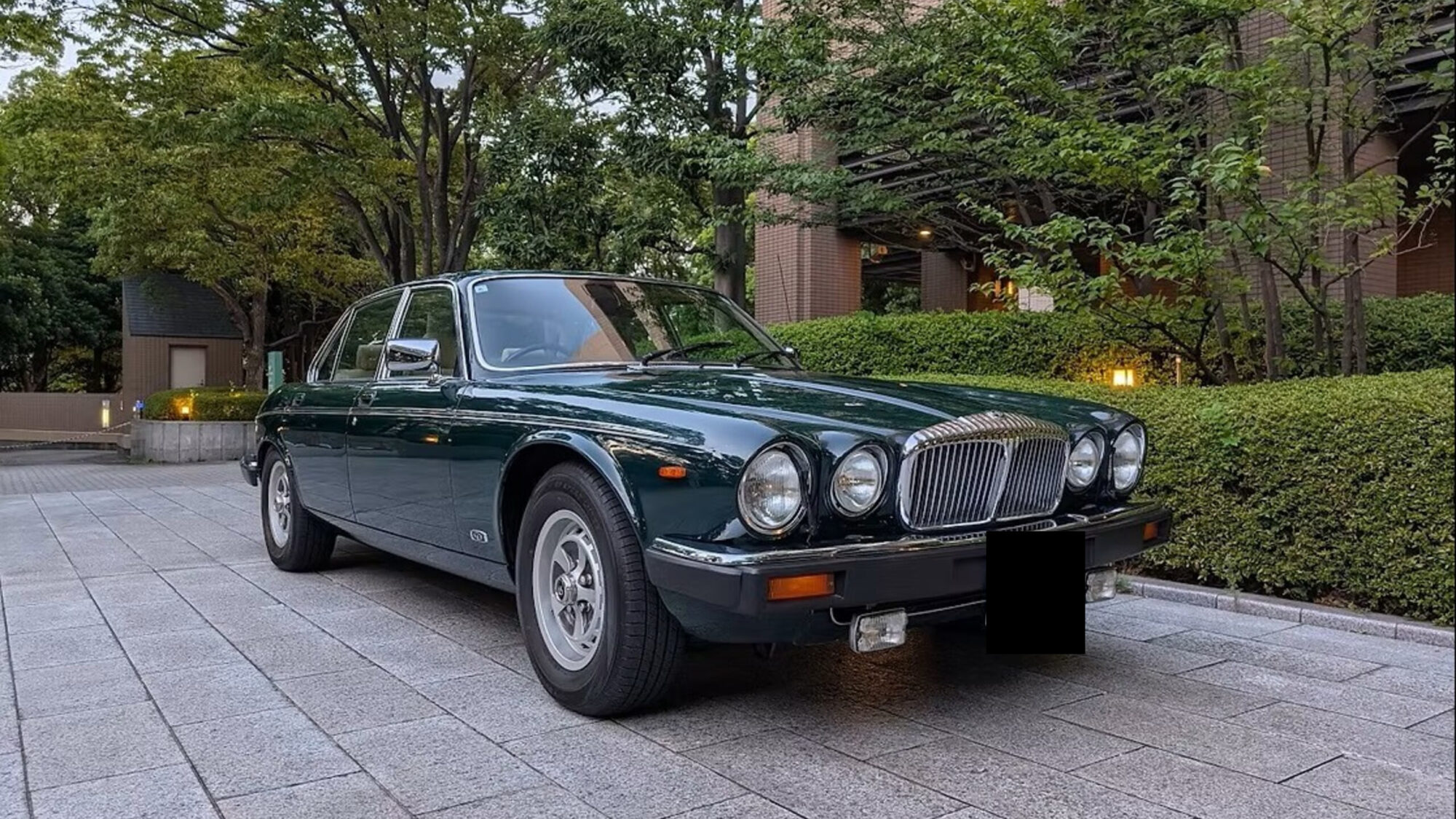 Daimler Double Six 1992 15,000km