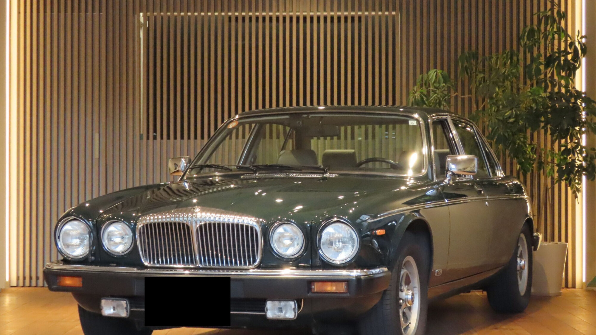 Daimler Double Six 1992 81,000km