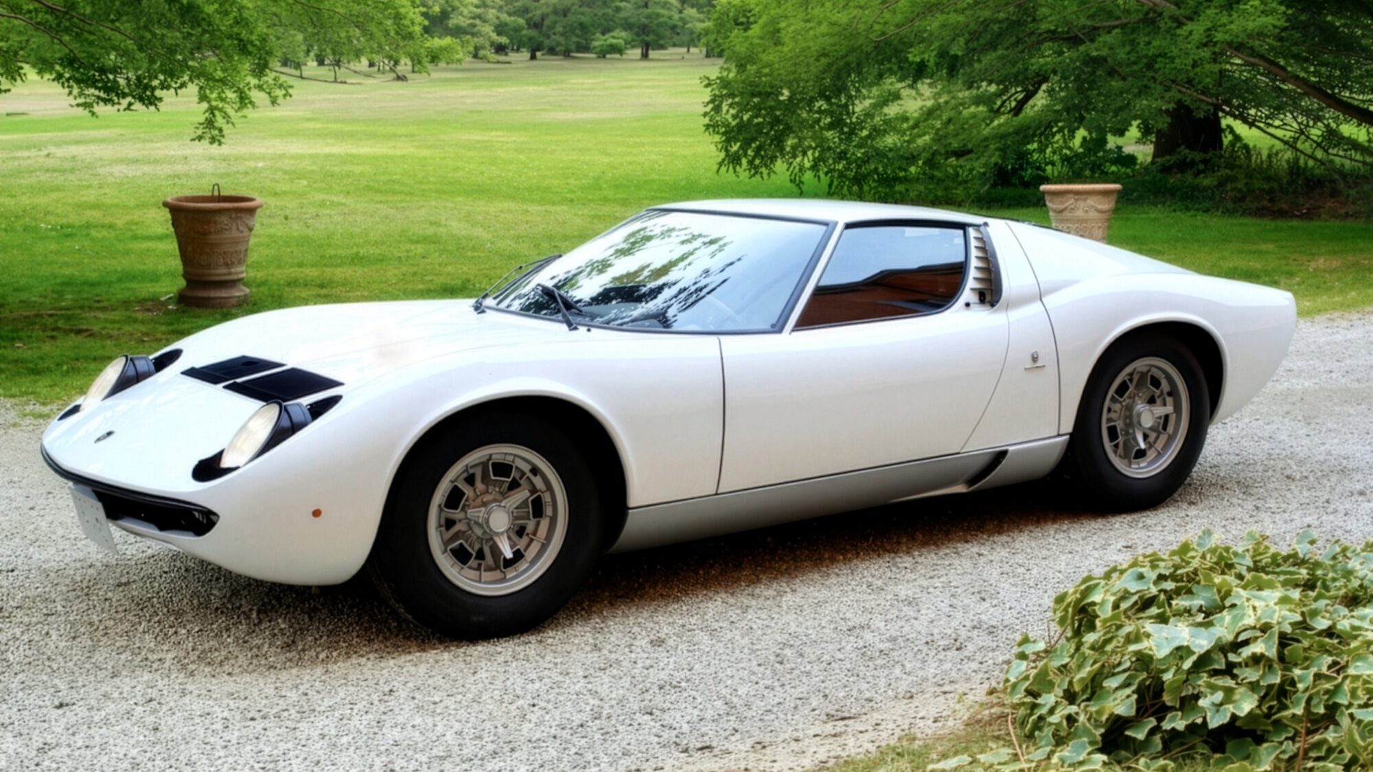 Lamborghini Miura P400