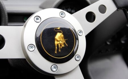 Lamborghini Miura P400