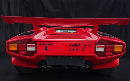 Lamborghini Countach LP5000 S