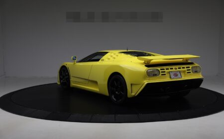 ブガッティ EB 110 SS(スーパースポーツ)