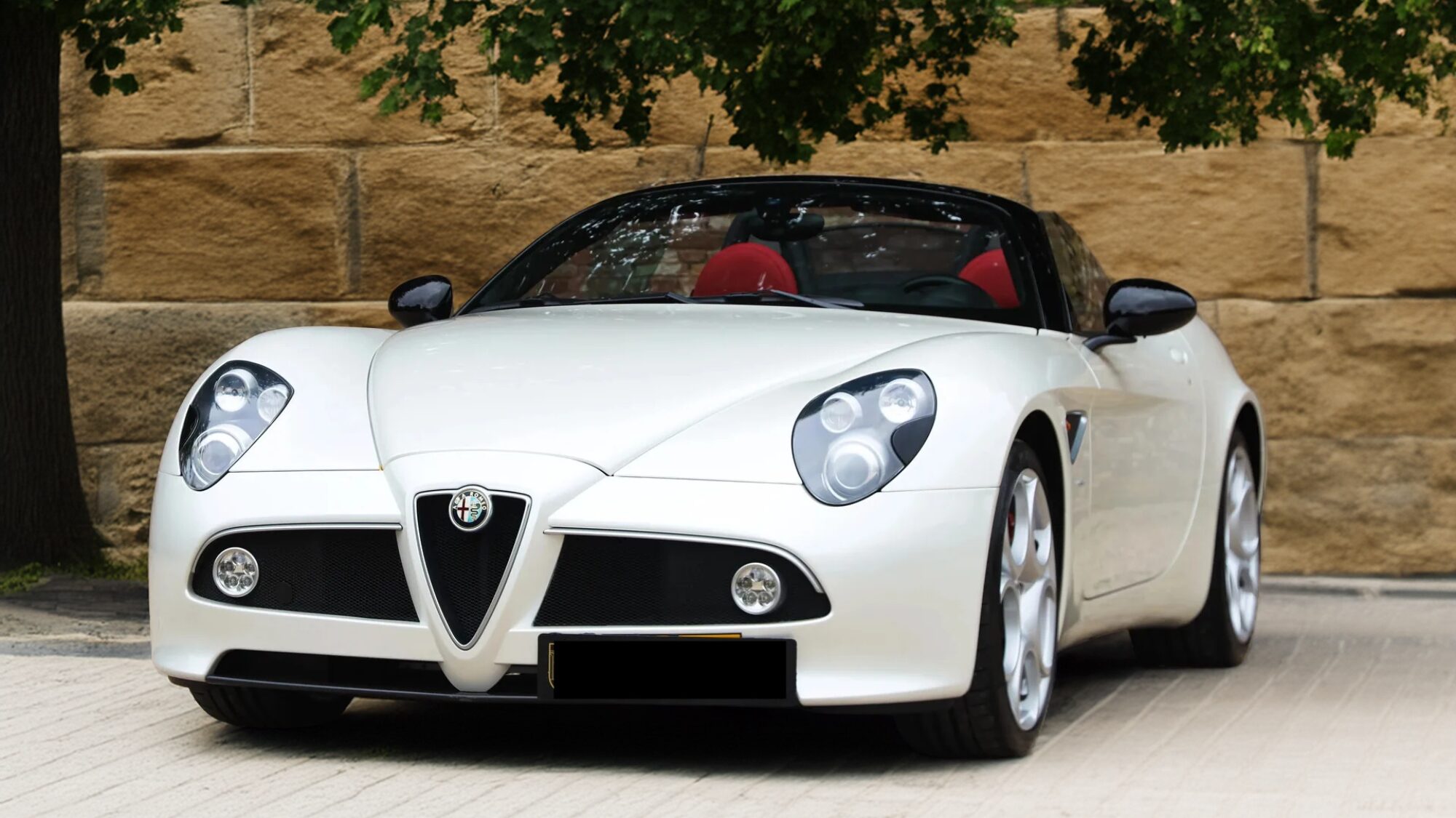 アルファロメオ 8C スパイダー “走行9,800km未満” 2009 9,722km