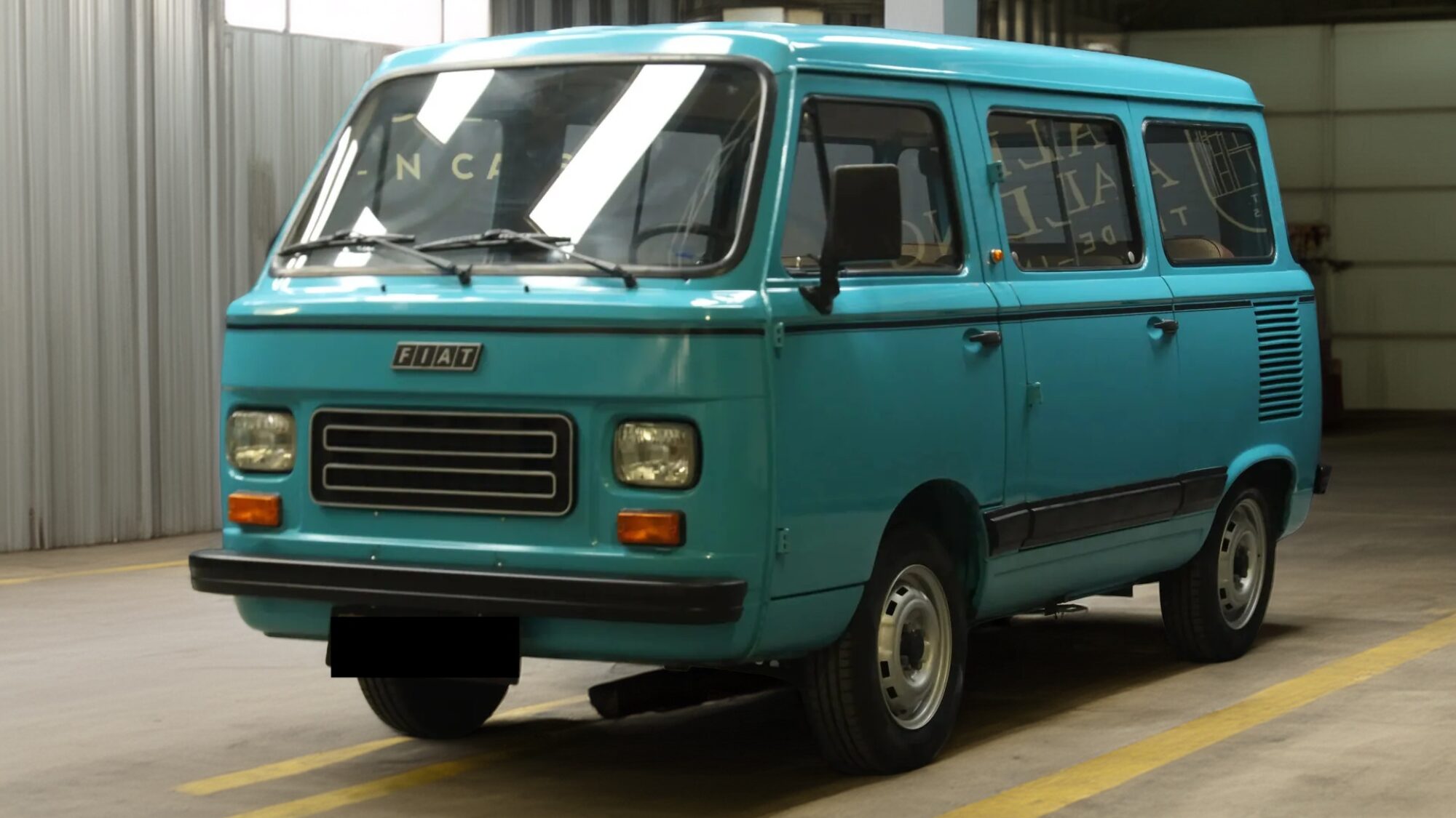 フィアット 900E 1982 47,651km