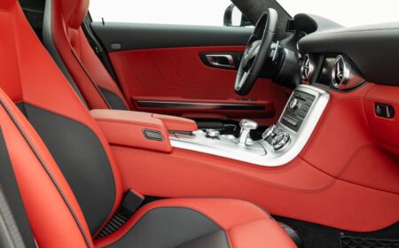 Mercedes-Benz SLS AMG