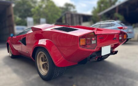 Lamborghini Countach LP400S