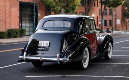ロールス・ロイス シルバードーン 右ハンドル 1954